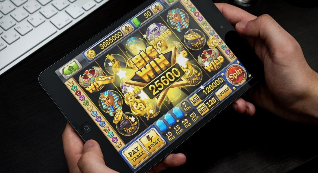 HTML5 online casino slots development